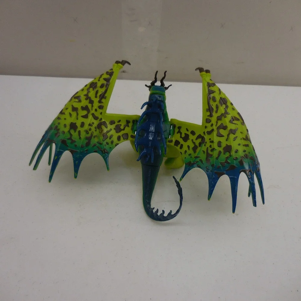 Spin Master How to Train Your Dragon Hookfang Monstrous Nightmare Action Figure